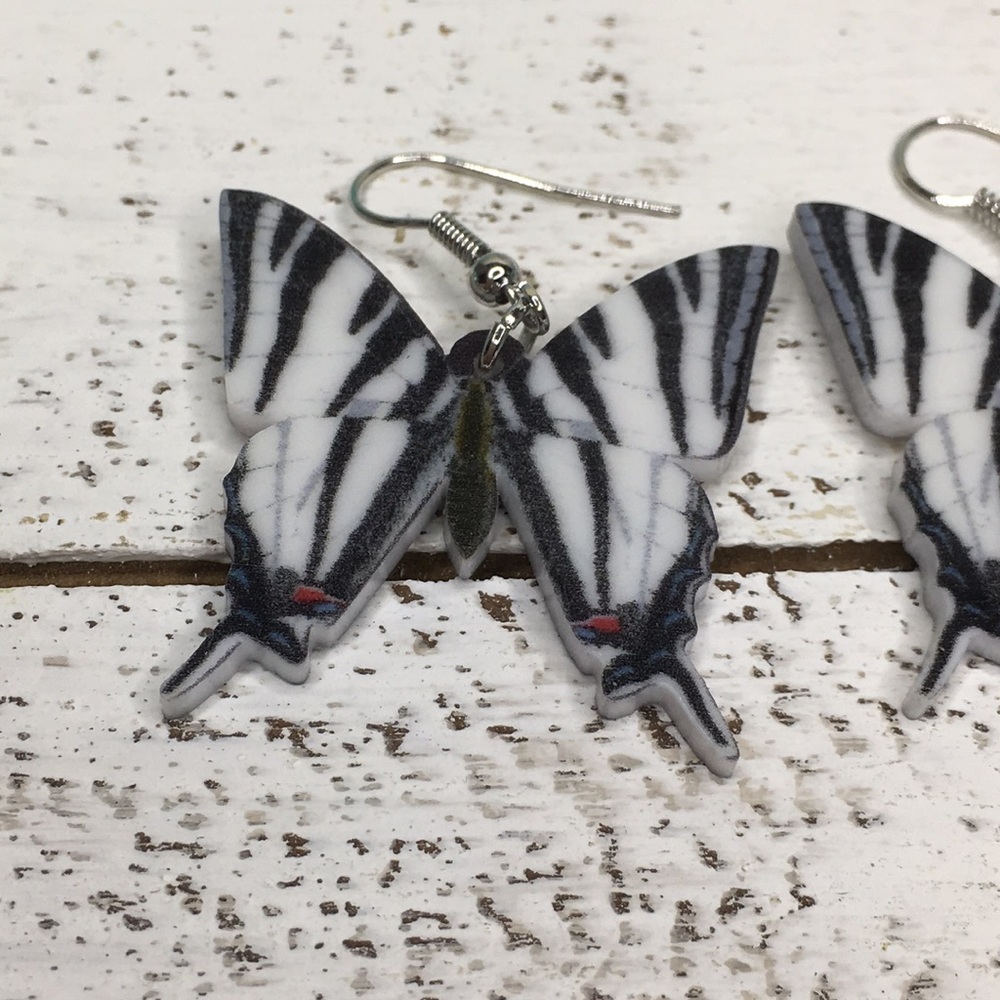 Zebra Acrylic Butterfly Earrings - Picture 8 of 8